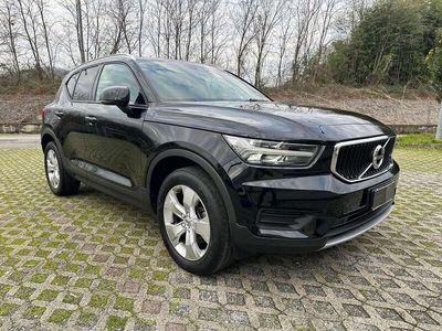 Usata Volvo XC40 Momentum 129 CV (94 kW) 2021 Nero SUV