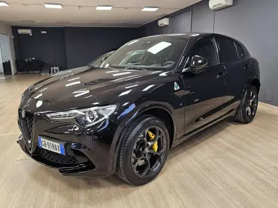 Usata Alfa Romeo Stelvio Quadrifoglio 510 CV (375 kW) 2020 Nero SUV