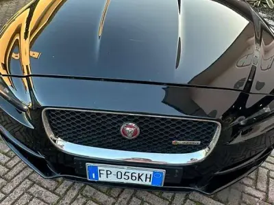 Usata Jaguar XE Pure 179 CV (131 kW) 2018 Berlina