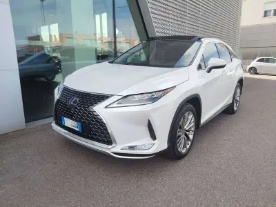 Usata Lexus RX450h Luxury Line 313 CV (230 kW) 2022 Bianco SUV