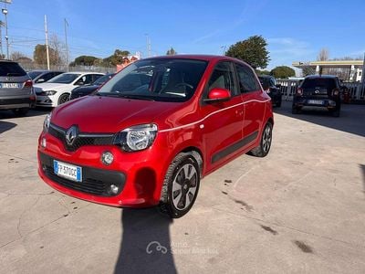 Usata Renault Twingo SE 69 CV (50 kW) 2018 Rosso Utilitaria