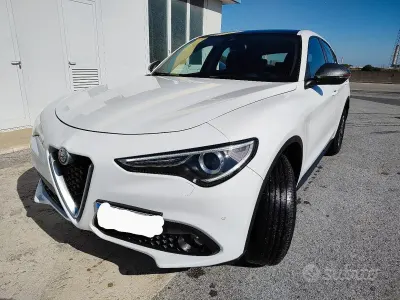 Usata Alfa Romeo Stelvio 179 CV (131 kW) 2018 Bianco SUV