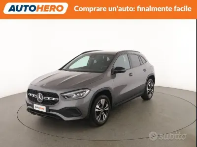 Begagnad Mercedes GLA200 150 HK (110 kW) 2023 Grå SUV