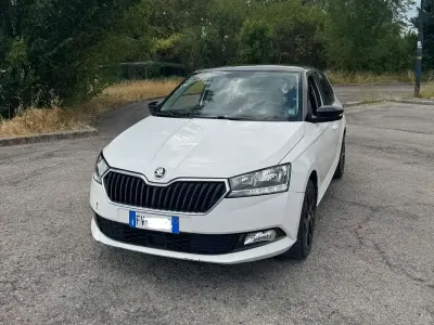 Usata Skoda Fabia 75 CV (55 kW) 2019 Bianco Utilitaria