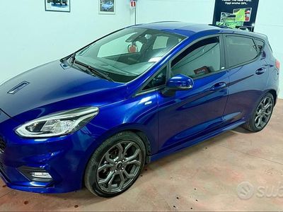 Usata Ford Fiesta ST-Line 85 CV (62 kW) 2017 Blu Berlina
