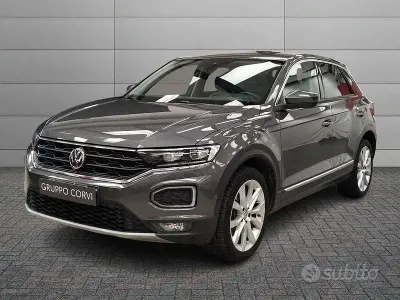 Usata VW T-Roc Style 150 CV (110 kW) 2018 Grigio SUV