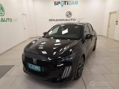 Usata Peugeot 208 GT 101 CV (74 kW) 2024 Nero Utilitaria