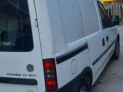 Usata Opel Campo 2003 Bianco Pick-up