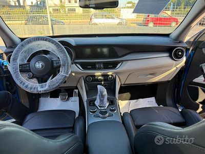 Usata Alfa Romeo Stelvio Executive 190 CV (139 kW) 2020 Blu SUV