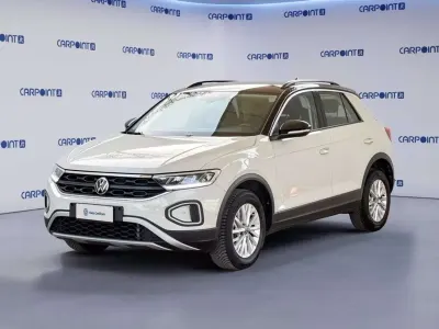 Usata VW T-Roc Life 150 CV (110 kW) 2023 Bianco SUV