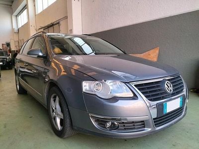 Occasion VW Passat Comfortline 284 PK (208 kW) 2005 Grijs Stationwagen