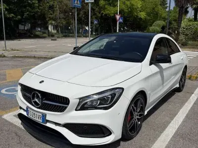 Usata Mercedes CLA200 Premium 136 CV (100 kW) 2018 Berlina