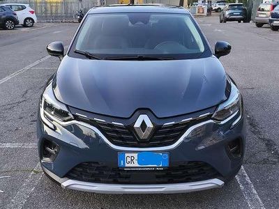 Usata Renault Captur Techno 92 CV (67 kW) 2023 Blu/azzurro SUV