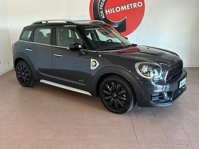 Usata Mini Countryman Business 135 CV (99 kW) 2020 Grigio SUV