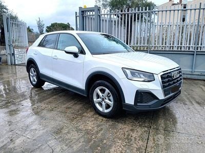 Usata Audi Q2 Business 149 CV (109 kW) 2023 Bianco SUV