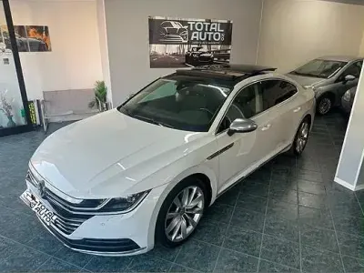 Usata VW Arteon S 150 CV (110 kW) 2018 Bianco Utilitaria