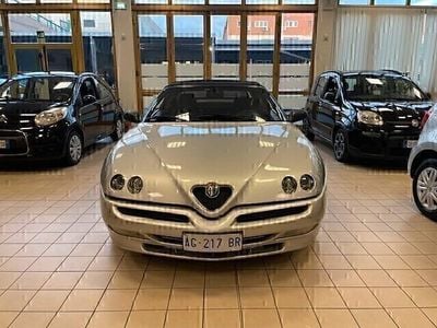 Usata Alfa Romeo Spider 150 CV (110 kW) 1995 Argento Cabrio