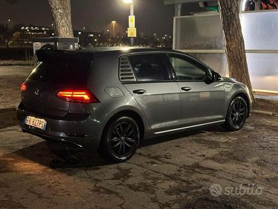 Usata VW Golf VII 110 CV (80 kW) 2017 Grigio Berlina