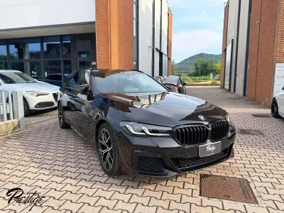 Usata BMW 520 M Sport 190 CV (139 kW) 2021 Nero Station wagon