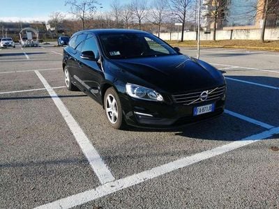 Usata Volvo V60 Momentum 114 CV (83 kW) 2015 Station wagon