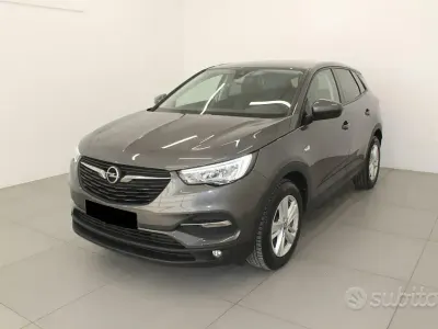 Usata Opel Grandland X Innovation 131 CV (96 kW) 2020 Arancione SUV