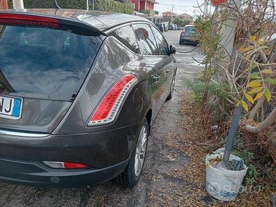 Usata Lancia Delta 2008 Grigio Utilitaria