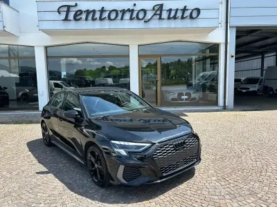 Usata Audi A3 S-Line 150 CV (110 kW) 2024 Nero metallizzato Berlina
