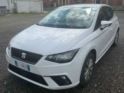 Usata Seat Ibiza Style 90 CV (66 kW) 2022 Bianco Utilitaria