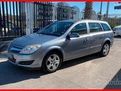 Grigio Usata 2010 Opel Astra Cosmo Station wagon | 2500 € (Super prezzo)
