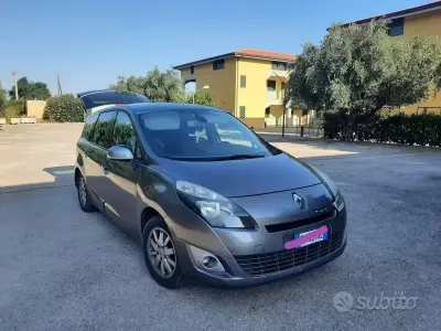 Usata Renault Scenic E-Tech 130 CV (95 kW) 2010 Monovolume