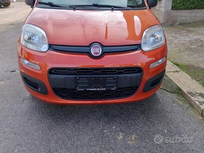 Usata Fiat Panda Easy 69 CV (50 kW) 2014 Arancione Berlina