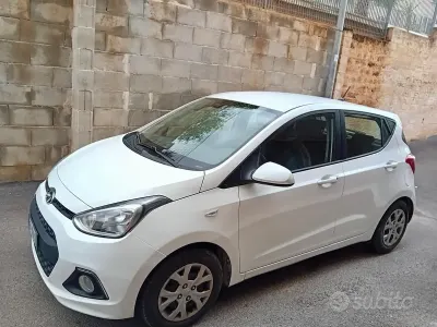 Usata Hyundai i10 Comfort 67 CV (49 kW) 2014 Bianco Utilitaria