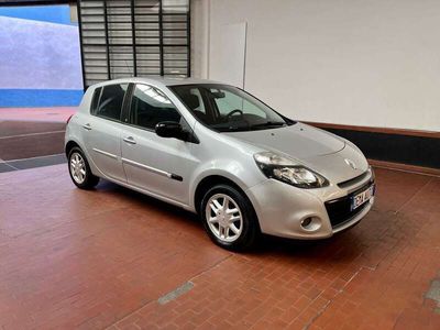 usata Renault Clio NEOPATENTATI 5p 1.2 16v 20th Anniversario