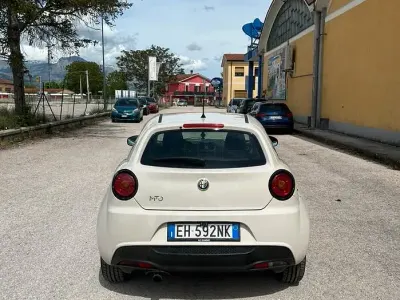 Usata Alfa Romeo MiTo 95 CV (69 kW) 2011 Bianco Utilitaria