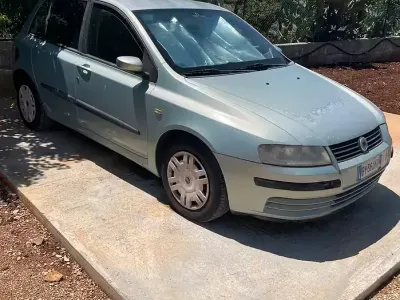 Usata Fiat Stilo 103 CV (75 kW) 2001 Utilitaria