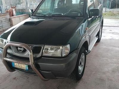 Usata Nissan Terrano 154 CV (113 kW) 2004 Verde SUV