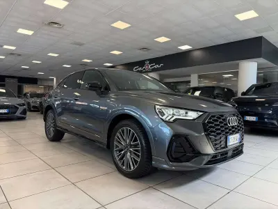 Usata Audi Q3 Sportback S-Line 150 CV (110 kW) 2023 Grigio SUV