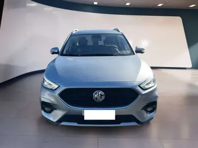 Usata MG ZS Luxury 106 CV (77 kW) 2023 Argento SUV