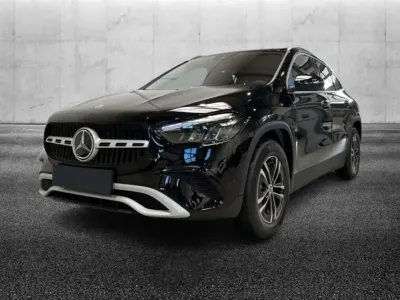 Usata Mercedes GLA200 Advanced Plus 150 CV (110 kW) 2025 Nero SUV