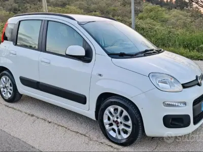 Begagnad Fiat Panda City Life 69 HK (50 kW) 2021 Vit Halvkombi