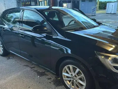 Usata Renault Mégane Zen 110 CV (80 kW) 2016 Nero Berlina
