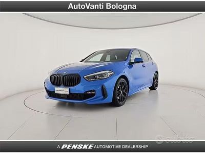 Usata BMW 118 M Sport 150 CV (110 kW) 2021 Blu/azzurro Utilitaria