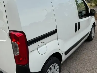 Usata Peugeot Bipper 75 CV (55 kW) 2016 Bianco