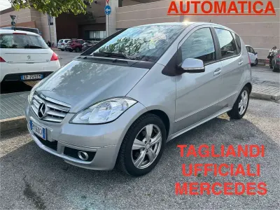 Begagnad Mercedes A160 Premium 82 HK (60 kW) 2012 Minibuss