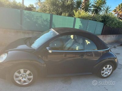 Usata VW Beetle Cabriolet 2004 Blu Cabrio