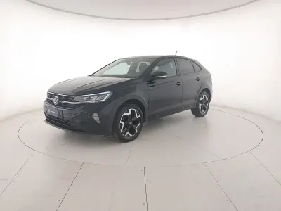 Usata VW Taigo R-line 115 CV (84 kW) 2025 Deep black perlato SUV
