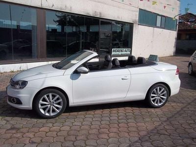 Usata VW Eos 122 CV (89 kW) 2011 Bianco Cabrio