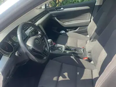 Usata VW Passat Comfortline 150 CV (110 kW) 2017 Grigio Station wagon