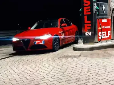 Usata Alfa Romeo Giulia 150 CV (110 kW) 2016 Berlina