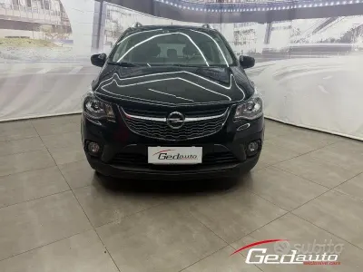 Usata Opel Karl Rocks 73 CV (53 kW) 2019 Nero Utilitaria
